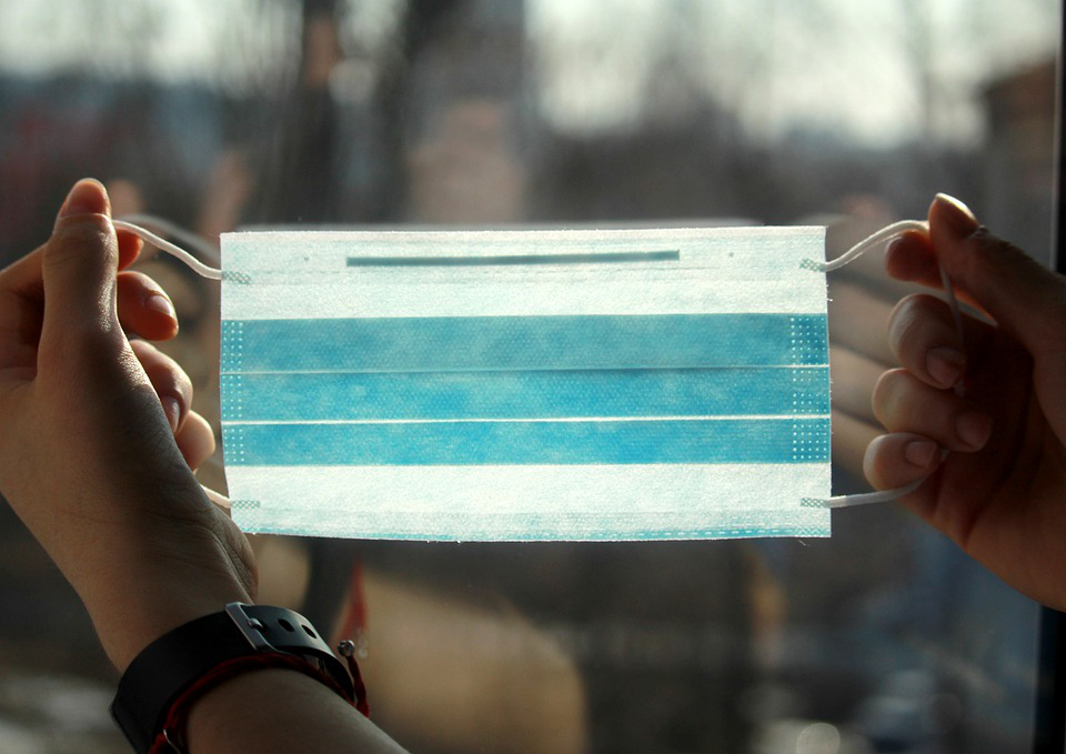 CDC: Sidee loo xiraa maaskaro si sax ah?